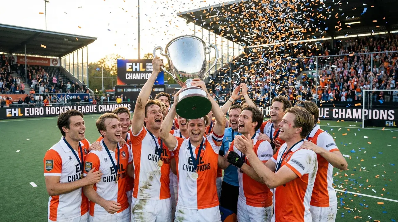 Nederlandse hockeyclub viert de EHL titel met de trofee